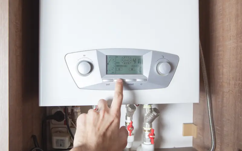 Annual boiler service, checking the boiler controls